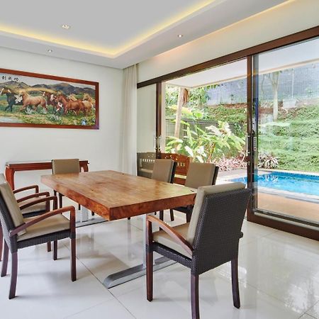 Oyama City View Villa 4 Bedrooms With A Private Swimming Pool Μπαντούνγκ Εξωτερικό φωτογραφία