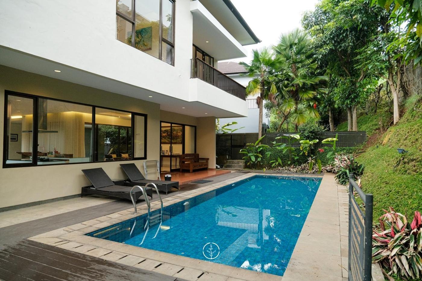 Oyama City View Villa 4 Bedrooms With A Private Swimming Pool Μπαντούνγκ Εξωτερικό φωτογραφία